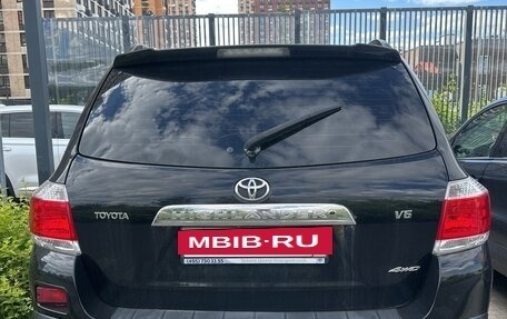 Toyota Highlander III, 2011 год, 1 570 000 рублей, 4 фотография