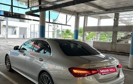 Mercedes-Benz E-Класс, 2022 год, 6 350 000 рублей, 9 фотография