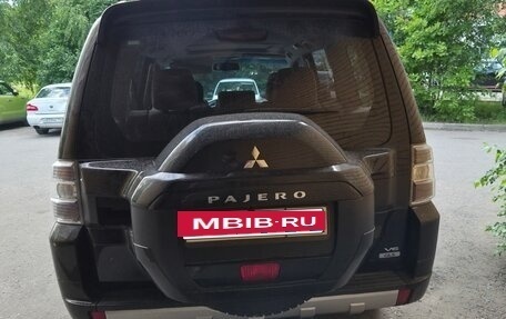 Mitsubishi Pajero IV, 2019 год, 3 900 000 рублей, 4 фотография
