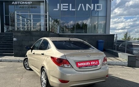 Hyundai Solaris II рестайлинг, 2011 год, 690 000 рублей, 7 фотография