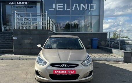 Hyundai Solaris II рестайлинг, 2011 год, 690 000 рублей, 2 фотография