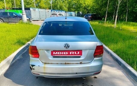 Volkswagen Polo VI (EU Market), 2015 год, 710 000 рублей, 4 фотография