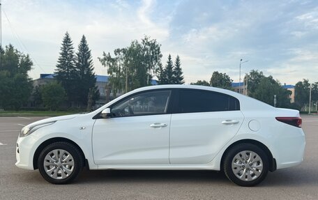 KIA Rio IV, 2019 год, 1 366 000 рублей, 9 фотография
