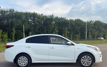 KIA Rio IV, 2019 год, 1 366 000 рублей, 10 фотография