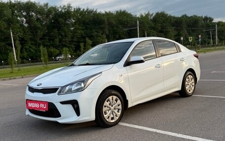 KIA Rio IV, 2019 год, 1 366 000 рублей, 3 фотография