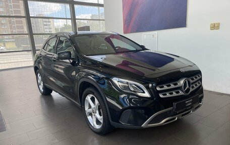 Mercedes-Benz GLA, 2018 год, 3 200 000 рублей, 1 фотография