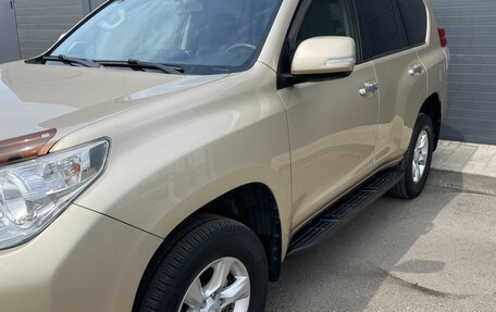 Toyota Land Cruiser 200, 2011 год, 2 625 000 рублей, 2 фотография