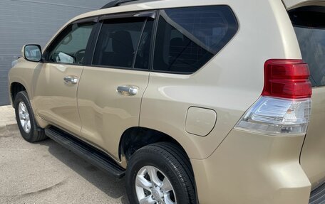 Toyota Land Cruiser 200, 2011 год, 2 625 000 рублей, 11 фотография