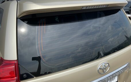 Toyota Land Cruiser 200, 2011 год, 2 625 000 рублей, 8 фотография