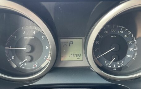 Toyota Land Cruiser 200, 2011 год, 2 625 000 рублей, 20 фотография