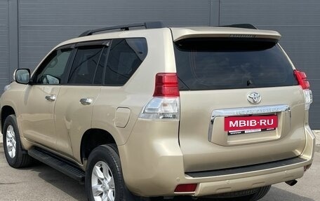 Toyota Land Cruiser 200, 2011 год, 2 625 000 рублей, 12 фотография