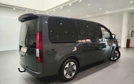 Hyundai Staria, 2021 год, 3 950 000 рублей, 6 фотография