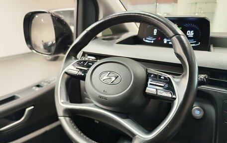 Hyundai Staria, 2021 год, 3 950 000 рублей, 17 фотография