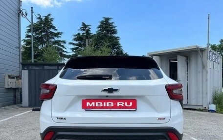 Chevrolet Trax, 2023 год, 1 430 000 рублей, 3 фотография