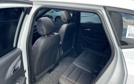 Chevrolet Trax, 2023 год, 1 430 000 рублей, 15 фотография