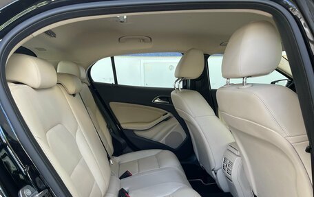 Mercedes-Benz GLA, 2018 год, 3 200 000 рублей, 13 фотография