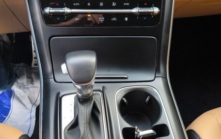 KIA Carnival, 2021 год, 3 700 000 рублей, 17 фотография