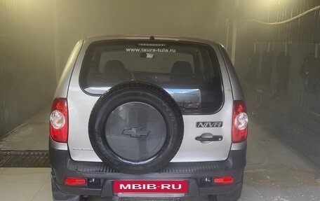 Chevrolet Niva I рестайлинг, 2012 год, 630 000 рублей, 3 фотография