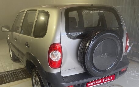 Chevrolet Niva I рестайлинг, 2012 год, 630 000 рублей, 2 фотография