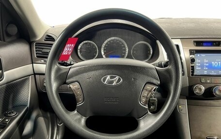 Hyundai Sonata VI, 2010 год, 730 000 рублей, 12 фотография