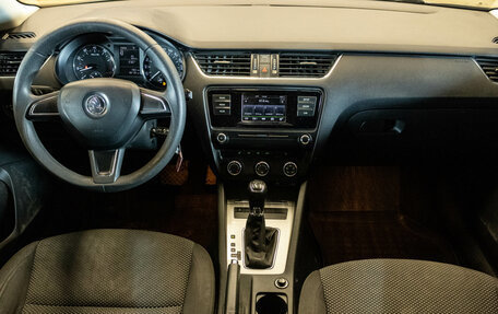 Skoda Octavia, 2015 год, 1 319 000 рублей, 5 фотография