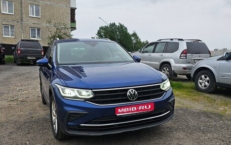Volkswagen Tiguan II, 2021 год, 3 350 000 рублей, 1 фотография