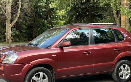 Hyundai Tucson III, 2006 год, 820 000 рублей, 2 фотография