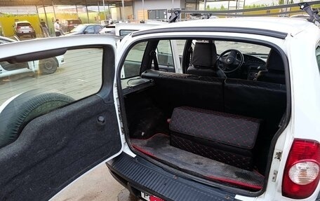 Chevrolet Niva I рестайлинг, 2017 год, 600 000 рублей, 5 фотография