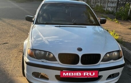 BMW 3 серия, 2004 год, 750 000 рублей, 14 фотография