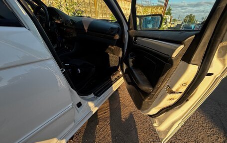 BMW 3 серия, 2004 год, 750 000 рублей, 21 фотография