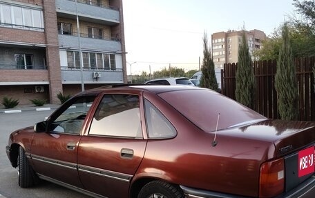 Opel Vectra A, 1990 год, 180 000 рублей, 4 фотография