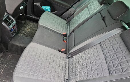 Volkswagen Tiguan II, 2021 год, 3 350 000 рублей, 13 фотография