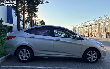 Hyundai Solaris II рестайлинг, 2013 год, 915 000 рублей, 4 фотография