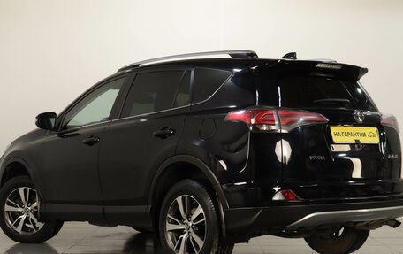 Toyota RAV4, 2018 год, 2 379 000 рублей, 4 фотография