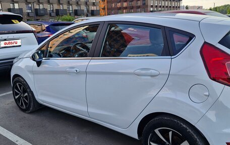 Ford Fiesta, 2015 год, 950 000 рублей, 5 фотография