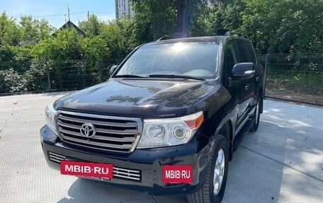 Toyota Land Cruiser 200, 2013 год, 4 450 000 рублей, 2 фотография