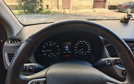 Hyundai Solaris II рестайлинг, 2018 год, 1 350 000 рублей, 5 фотография