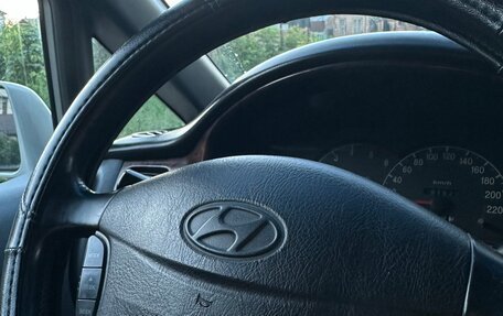 Hyundai Trajet I рестайлинг, 2003 год, 680 000 рублей, 11 фотография