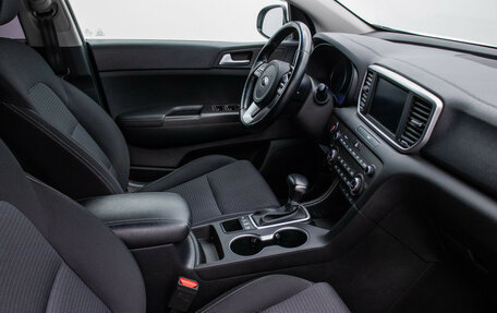 KIA Sportage IV рестайлинг, 2020 год, 2 330 000 рублей, 10 фотография