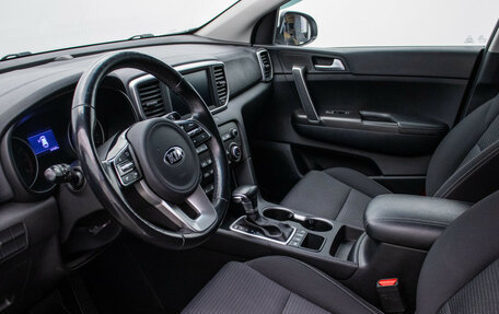 KIA Sportage IV рестайлинг, 2020 год, 2 330 000 рублей, 11 фотография