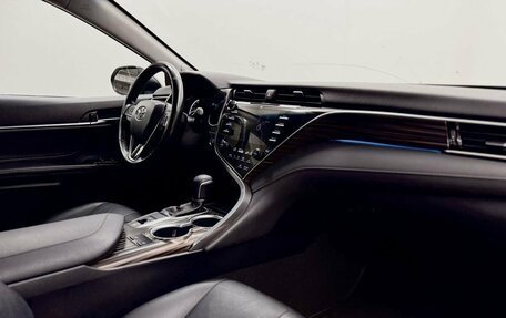 Toyota Camry, 2020 год, 2 920 000 рублей, 11 фотография