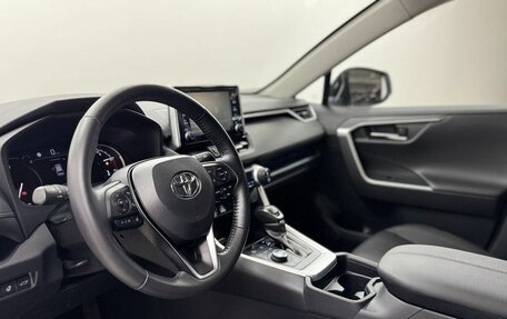 Toyota RAV4, 2021 год, 3 480 000 рублей, 11 фотография