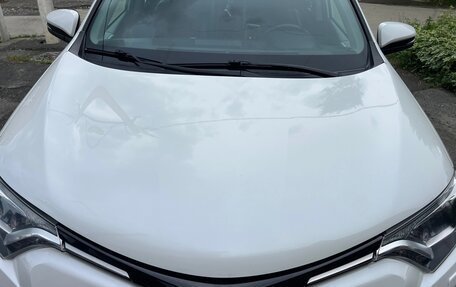 Toyota RAV4, 2017 год, 2 600 000 рублей, 5 фотография