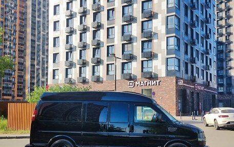 Chevrolet Express II, 2010 год, 2 950 000 рублей, 3 фотография