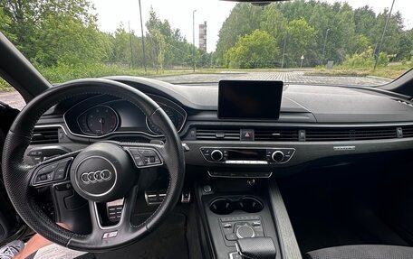 Audi A4, 2018 год, 2 690 000 рублей, 9 фотография