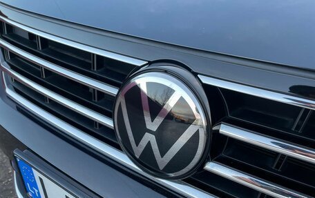 Volkswagen Passat B8 рестайлинг, 2021 год, 2 790 000 рублей, 6 фотография