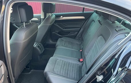 Volkswagen Passat B8 рестайлинг, 2021 год, 2 790 000 рублей, 38 фотография