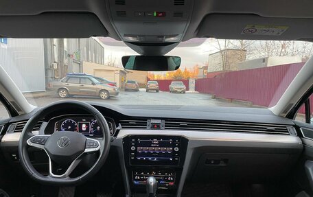 Volkswagen Passat B8 рестайлинг, 2021 год, 2 790 000 рублей, 36 фотография