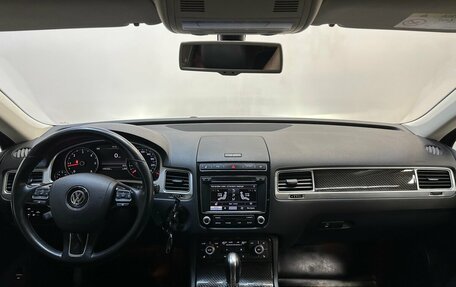 Volkswagen Touareg III, 2015 год, 2 470 000 рублей, 5 фотография