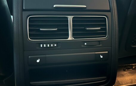 Volkswagen Touareg III, 2015 год, 2 470 000 рублей, 10 фотография